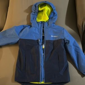 $20 Eddie Bauer 3 in 1 hoodie jacket for kids size XS 5/6, good condition
